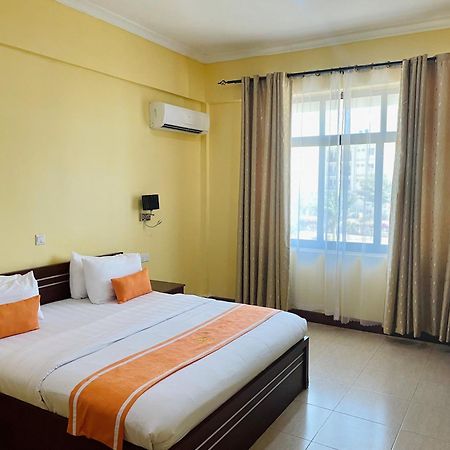 Nashera Hotels Dodoma Bagian luar foto