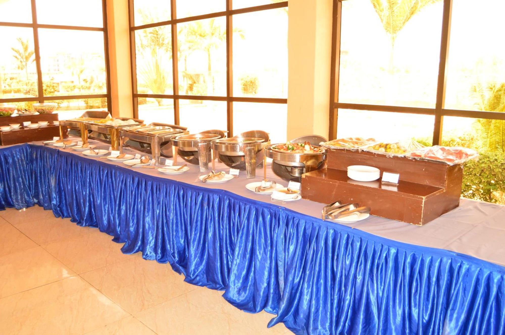 Nashera Hotels Dodoma Bagian luar foto