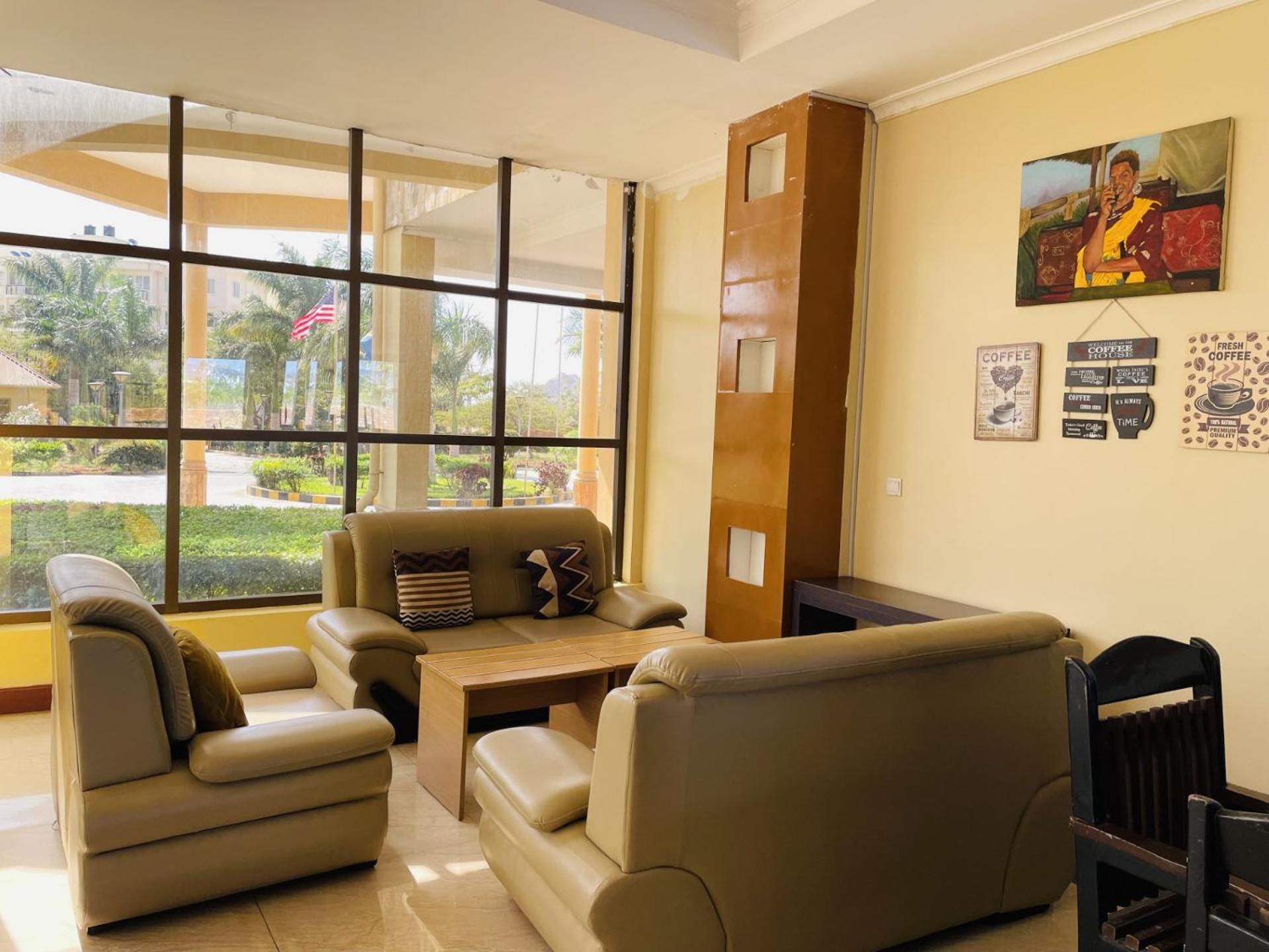 Nashera Hotels Dodoma Bagian luar foto
